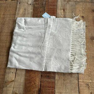 The Girlfriend culture fly women’s fringe scarf light blue and white - OS